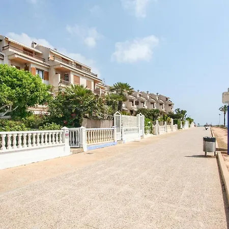 Holiday home Lovely In With House Sea View
